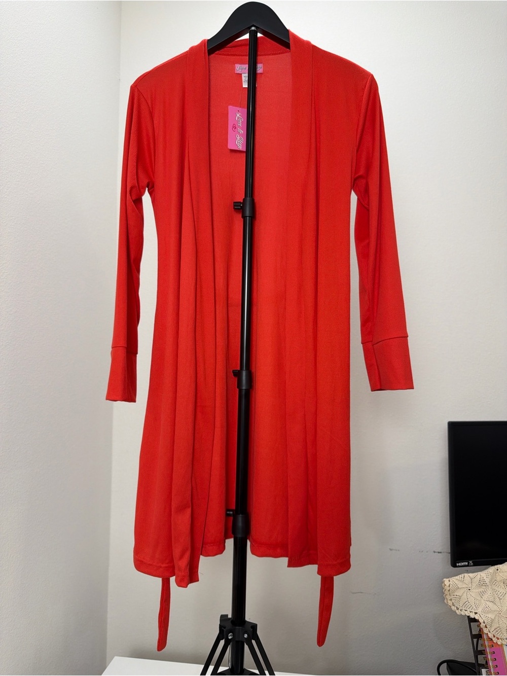 NWT Red Robe Love to Sleep Size M Lightweight Stretch Loungewear Valentine